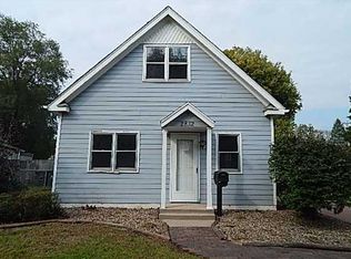 2832 E Walnut St, Des Moines, IA 50317