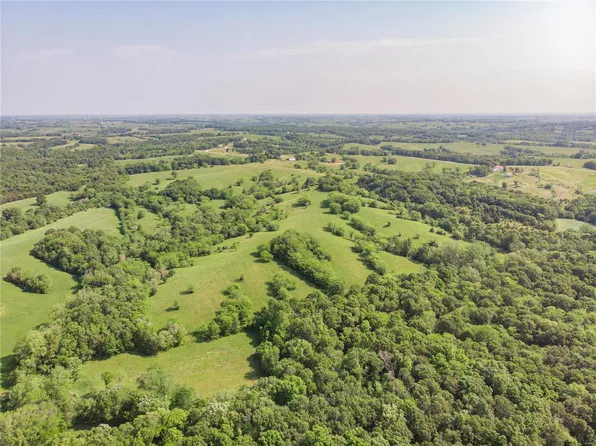 26993 Loeffler Store Trl, Kirksville, MO 63501