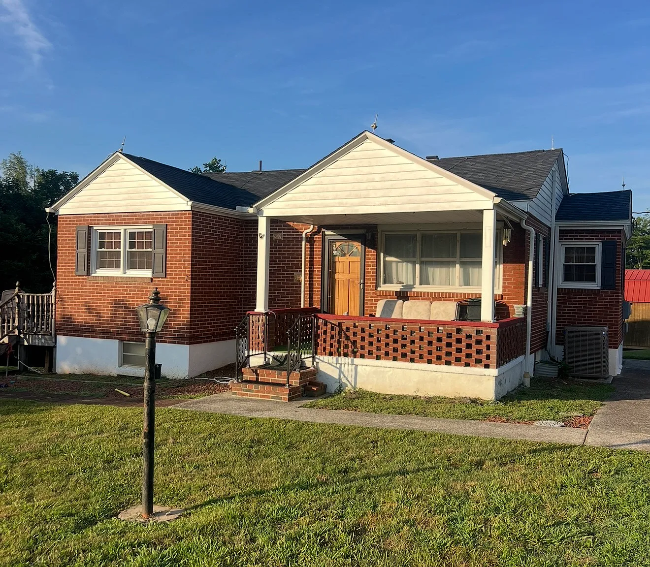 336 Rothwood Rd — Photo 1
