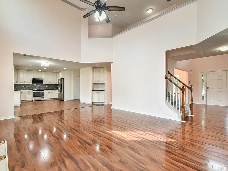 778 Roxholly Ln — Photo 19