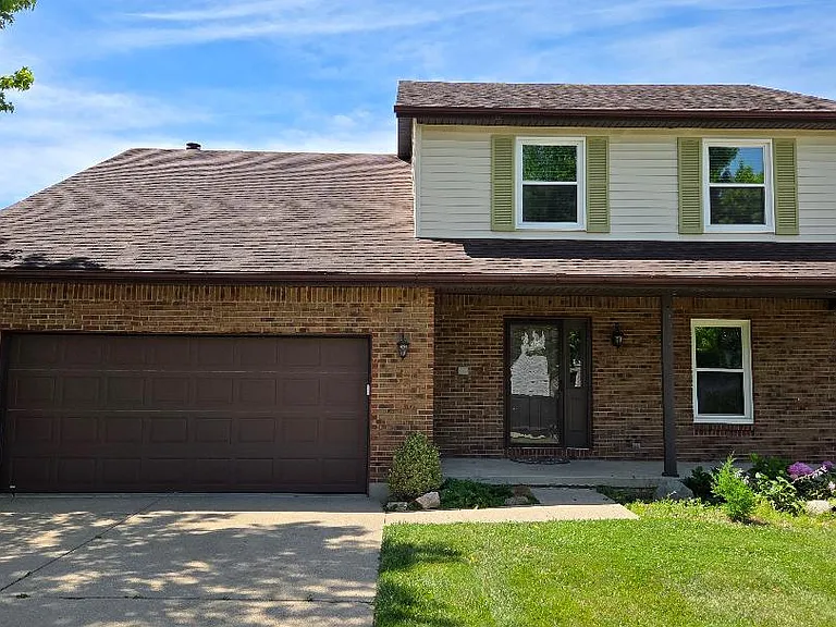 65 Elkins Ln — Photo 1