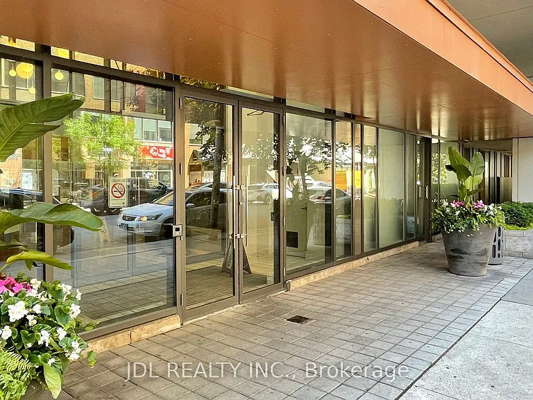 111 Elizabeth St #1037 — Photo 4