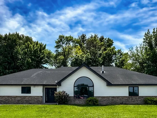 203 Frank Ave NW, Elysian, MN 56028