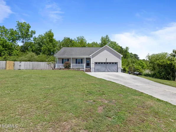 311 Otter Creek Court, Richlands, NC 28574