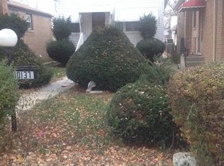10133 S Carpenter St, Chicago, IL 60643