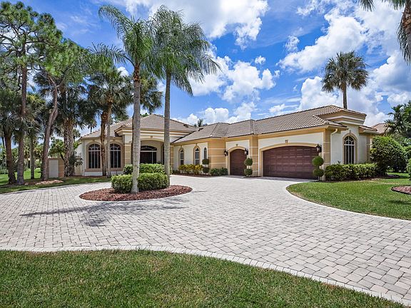 2nd image of 8385 Ironhorse Court