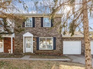 870 Wescott Sq, Eagan, MN 55123