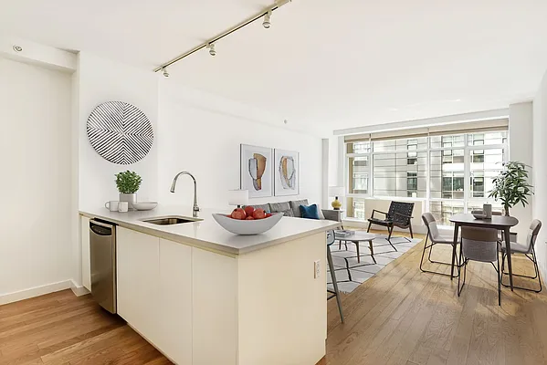 Sold by Compass | media 2