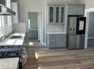 911 35th St #911, Emeryville, CA 94608