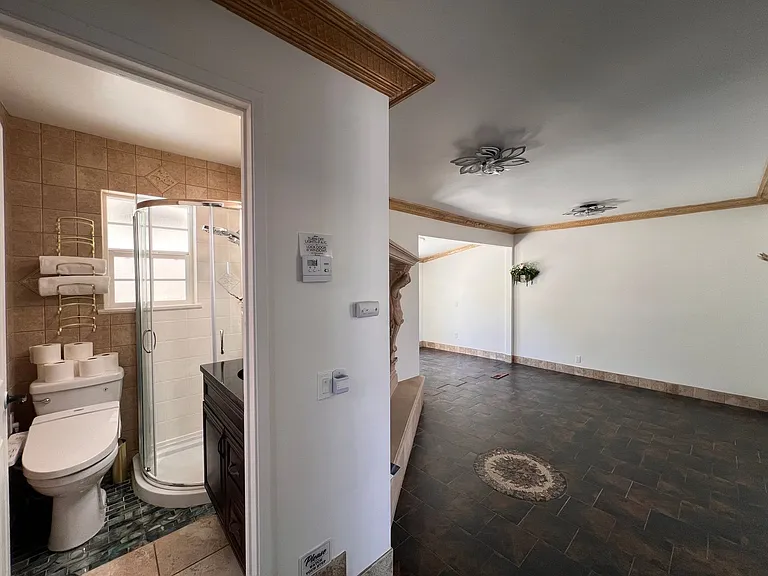 912 Yosemite Ln — Photo 16