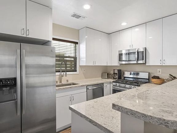 5th image of 1811 W Balboa Blvd APT B