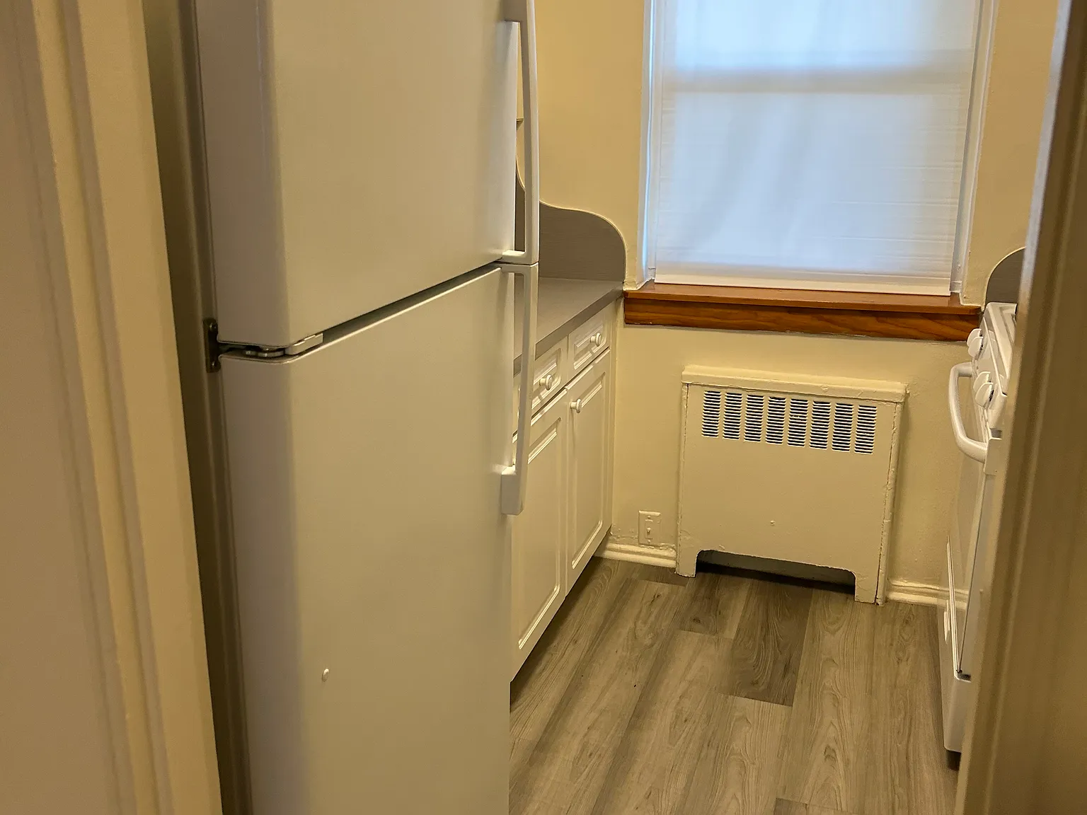 Studio, 500 sqft, $1,600 — Photo 2
