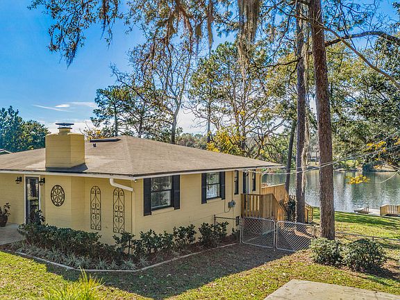5th image of 179 Arthur Moore Dr