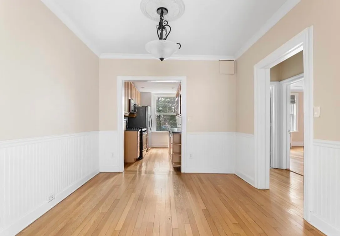 1 bed, 850 sqft, $3,600 — Photo 3