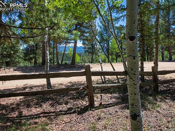 4th image of 699 Cottonwood Lake Dr