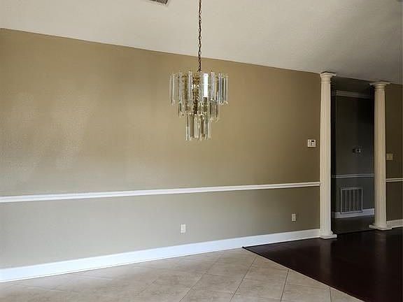 2nd image of 1930 Grove Court Dr