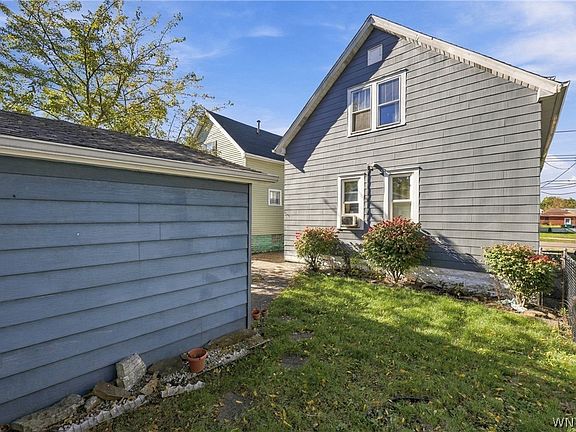 3rd image of 77 Littlefield Ave