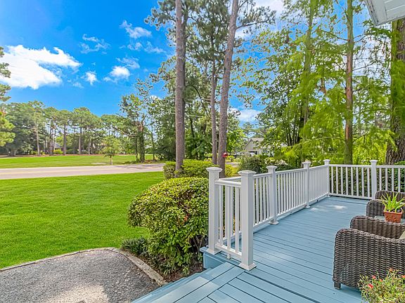 5th image of 163 Parkview Dr.