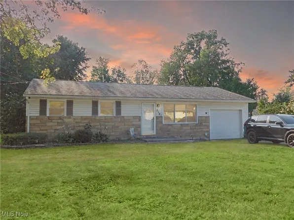 3181 Spencer Dr, Geneva, OH 44041