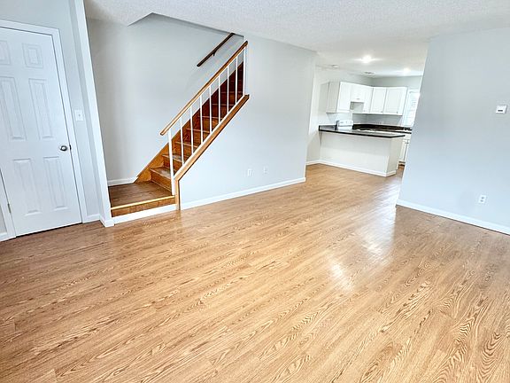 2nd image of 731 Princeton Pkwy