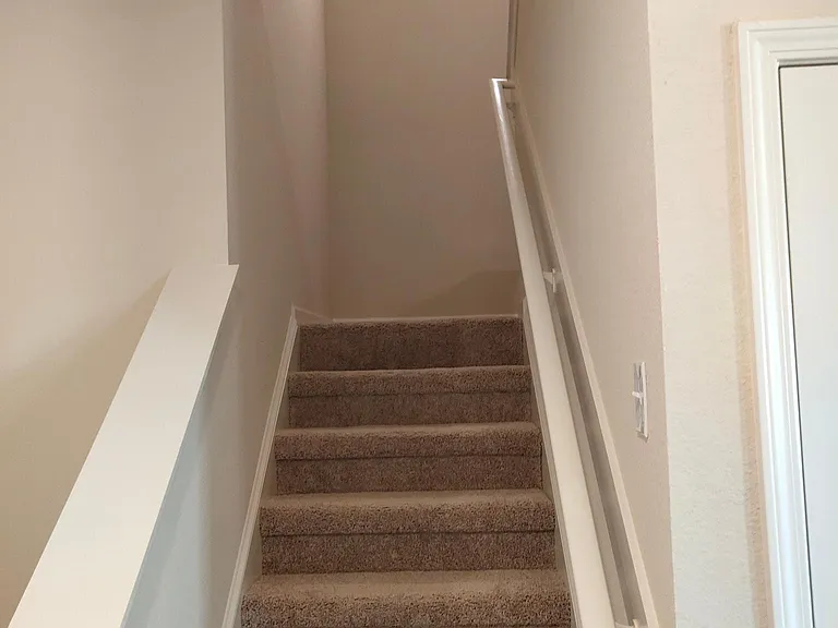 842 Independence Ave — Photo 9