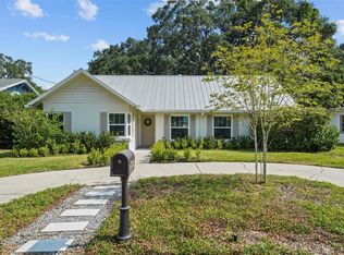 3315 W Hawthorne Rd, Tampa, FL 33611