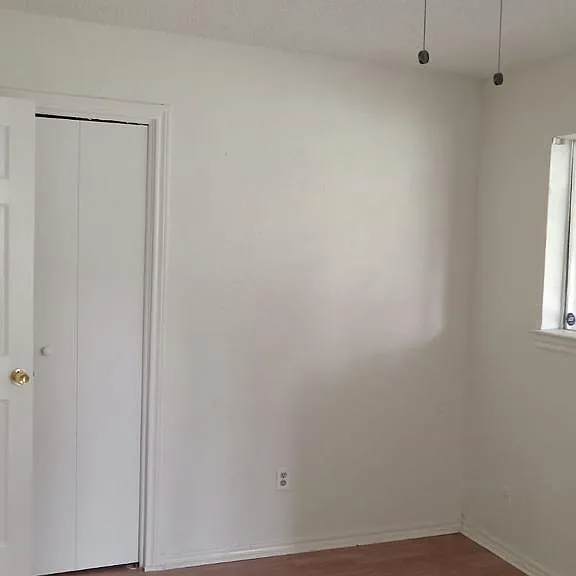 1140 Shadywood Ln — Photo 23