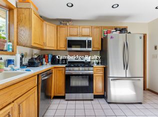 27 Murray Hill Rd #2T, Cambridge, MA 02140