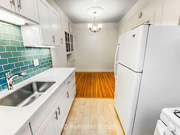 2nd image of 2245 Larkin St APT 14
