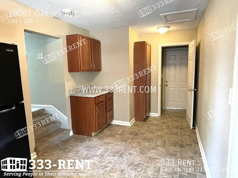 10007 Oakley Ave — Photo 4