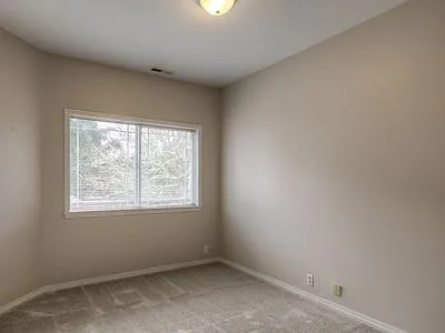 2073 Browning Ave S — Photo 62