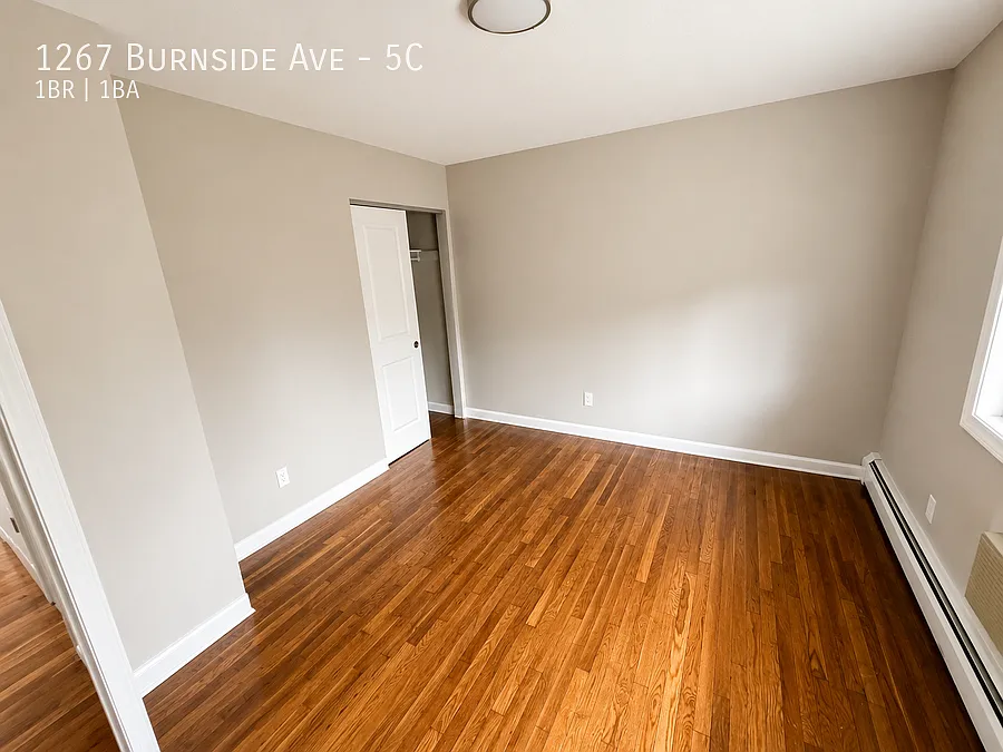 1267 Burnside Ave #5C — Photo 2