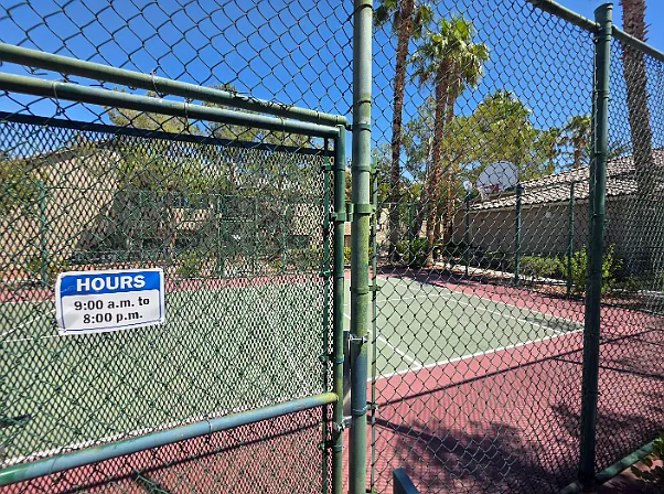 2 bed, 1000 sqft, $1,600 — Photo 4