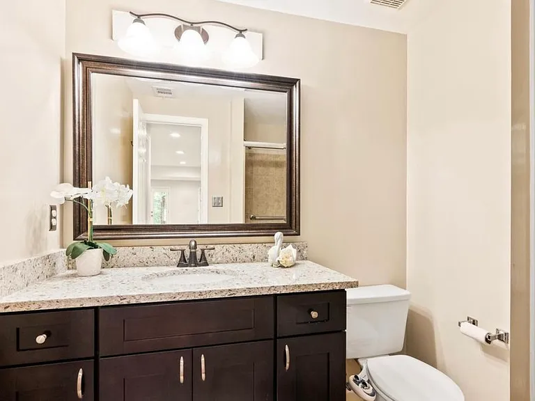 13128 Ashnut Ln — Photo 13