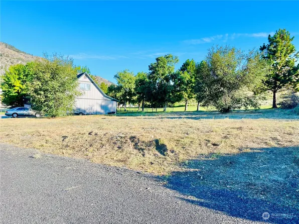 51 Long Drive, Pateros, WA 98846