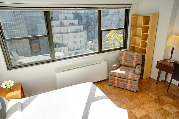 Sold by REGII | media 4