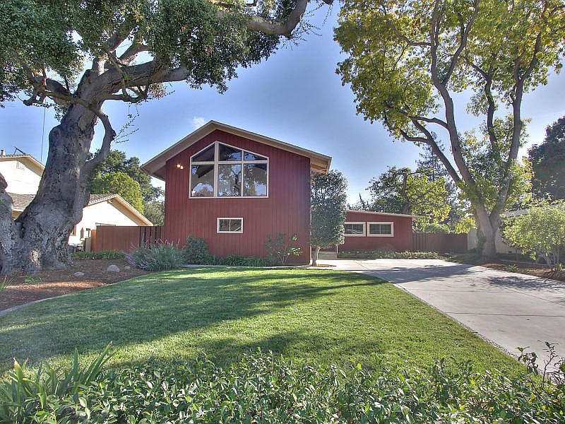 2nd image of 1068 Valley Forge Dr