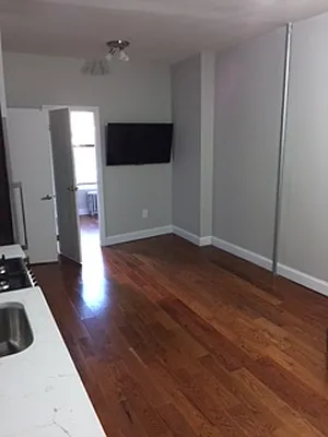 Rented by Reliance Realty Partners LLC  | media 8