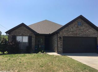 2105 Spring Valley Dr, Conway, AR 72034
