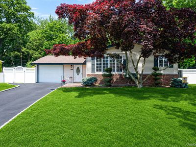 43 Dale Lane, Smithtown, NY, 11787