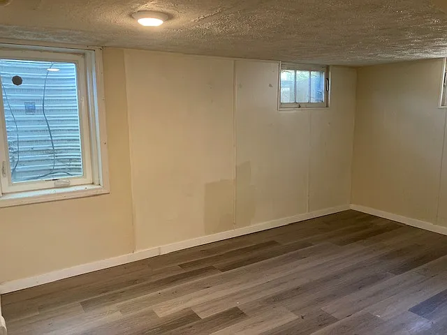 2112 W 4th St — Photo 5