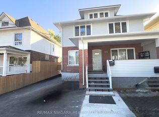 4992 McRae St, Niagara Falls, ON L2E 1P1