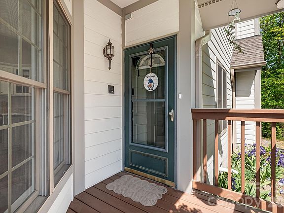 4th image of 29 Little Cedar Ct