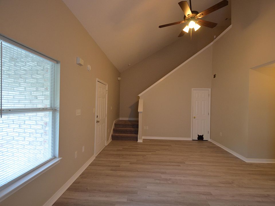 1st image of 2165 Tom St Unit 2165