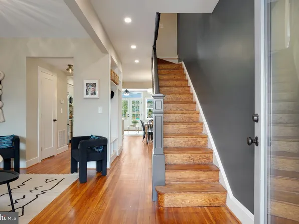 419 18th St SE, Washington, DC 20003