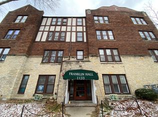 1133 E Pleasant St APT 207, Milwaukee, WI 53202