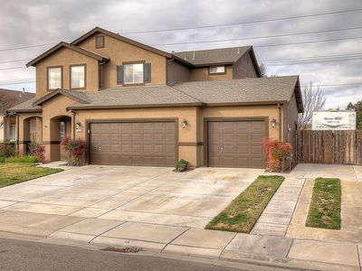 7117 Finale Ln, Hughson, CA, 95326
