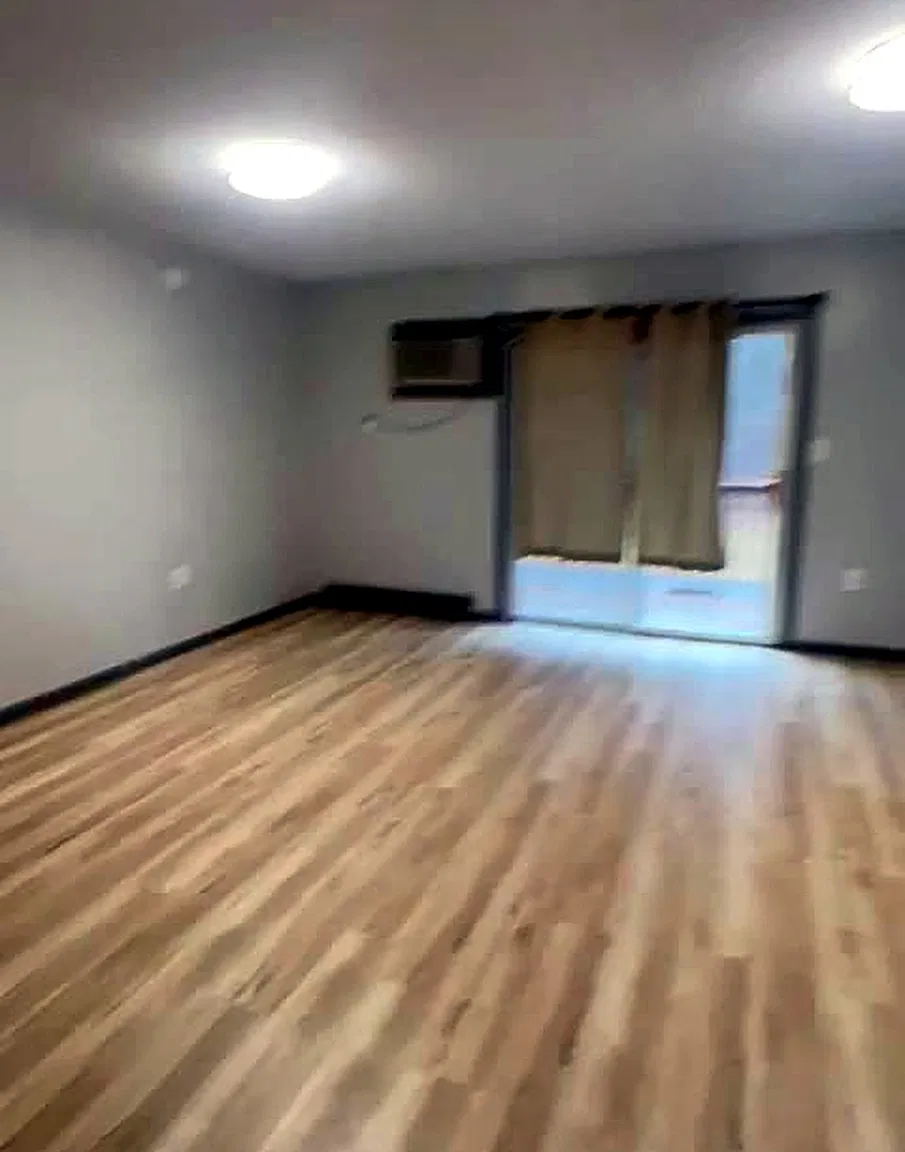 2 bed, 850 sqft, $1,600 — Photo 1