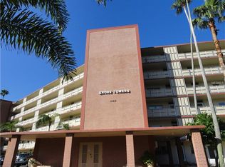 1868 Shore Dr S APT 108, South Pasadena, FL 33707
