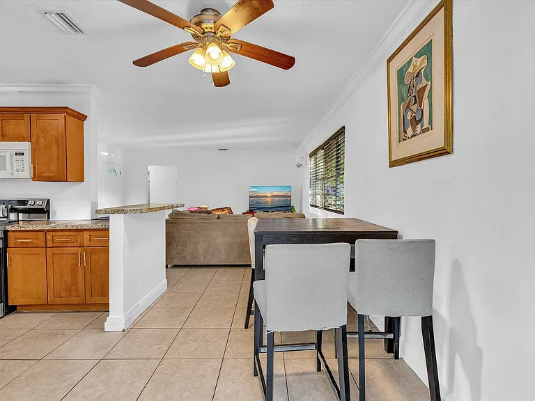 700 SW 5th Ct — Photo 21